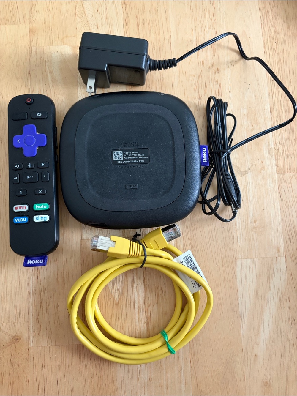Roku 4801X Streaming Hub with Black Player and Purple-Button Remote